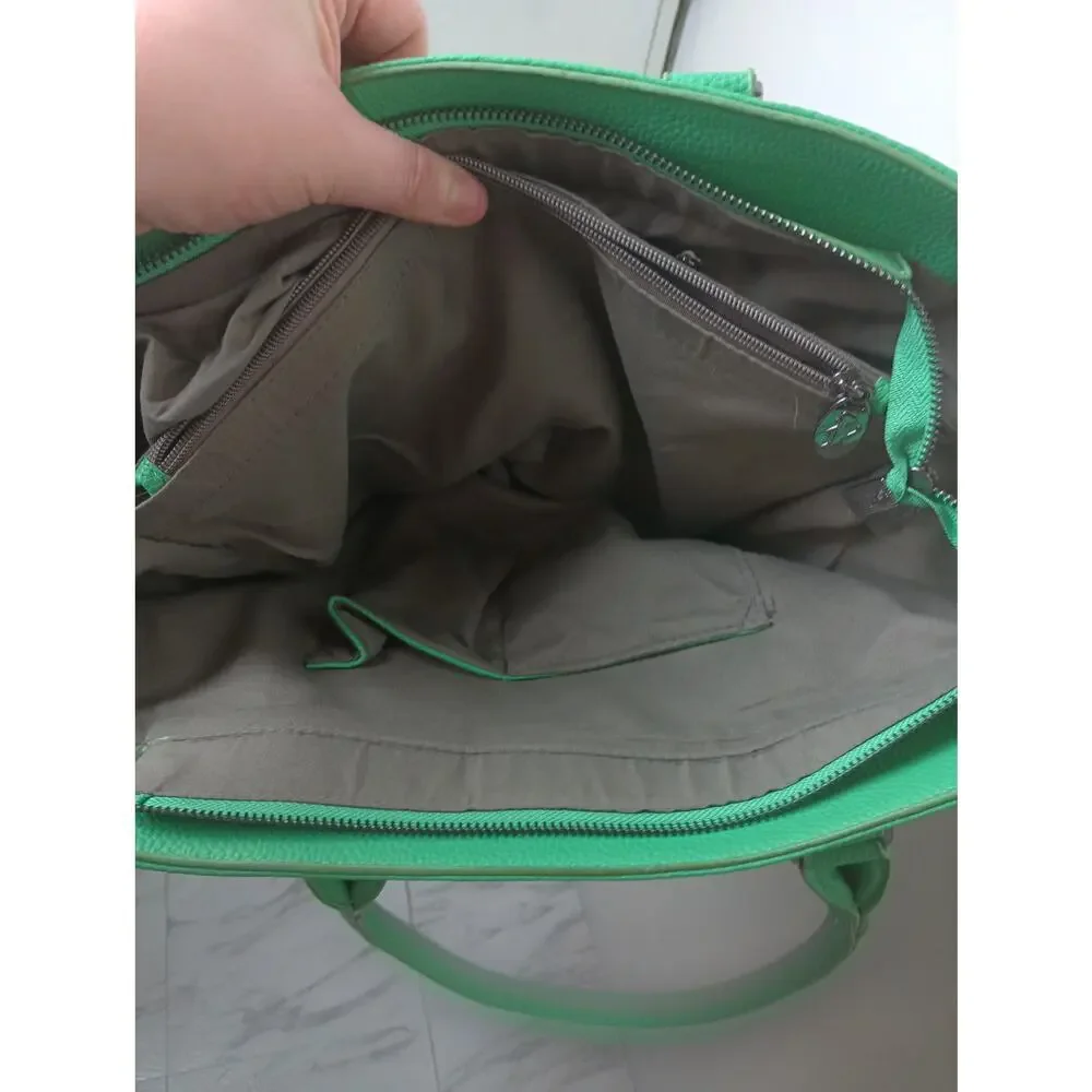 Damsel in Defense Daphne Concealed Carry Kari Purse Green Shoulder Bag‎